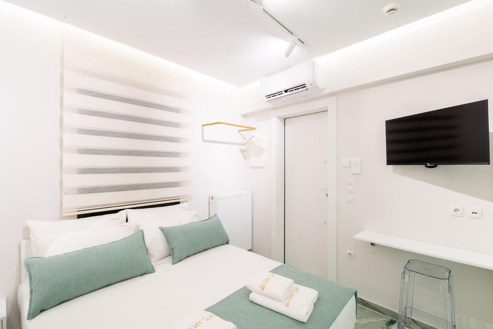 Luxury - Le Petit Bati Apartment Volos Exterior photo