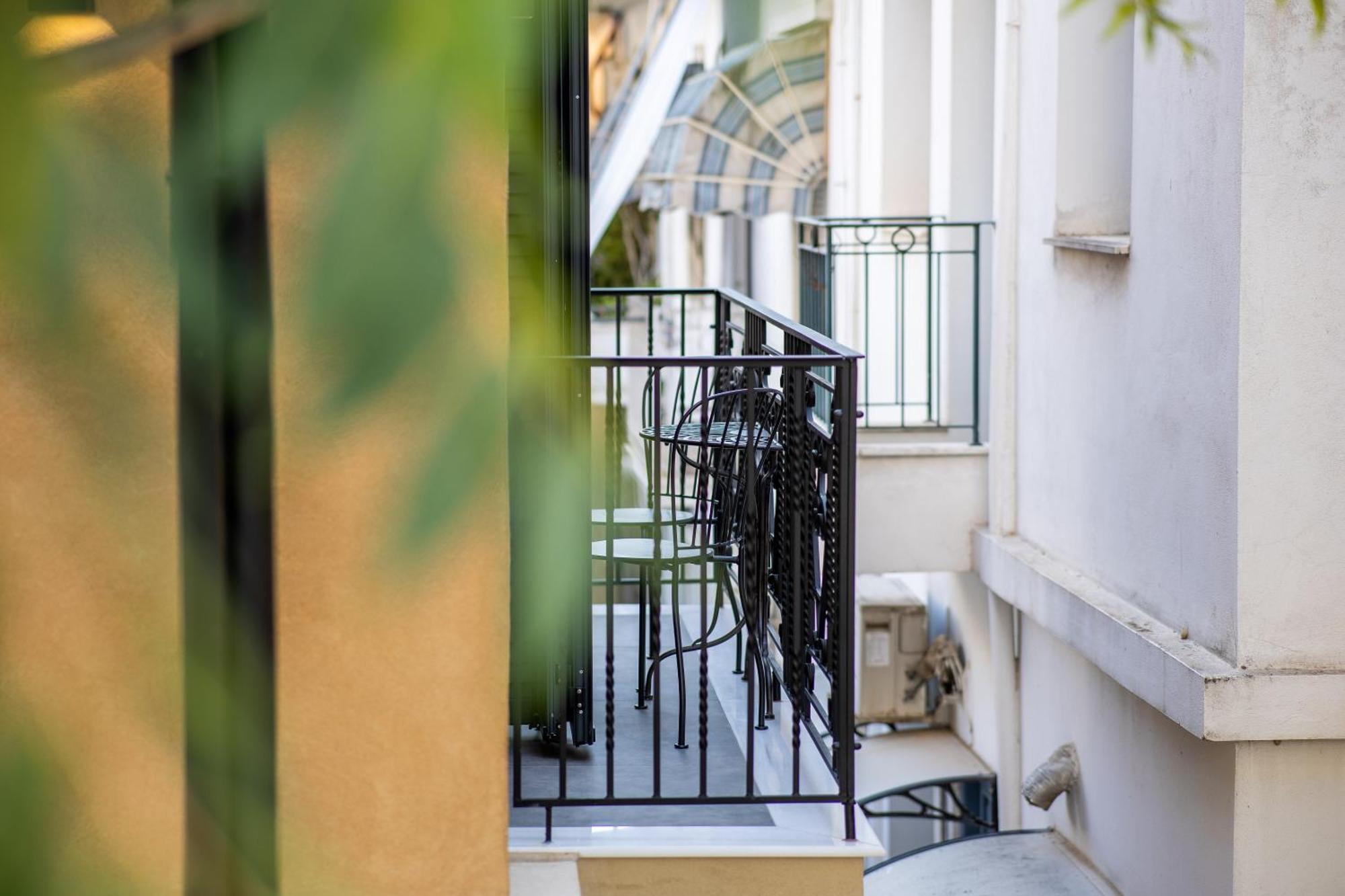 Luxury - Le Petit Bati Apartment Volos Exterior photo