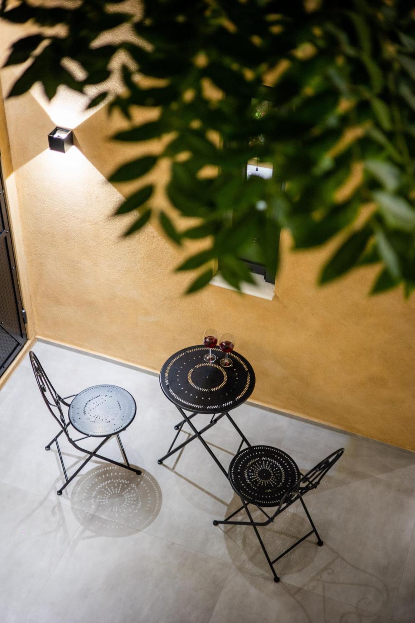 Luxury - Le Petit Bati Apartment Volos Exterior photo